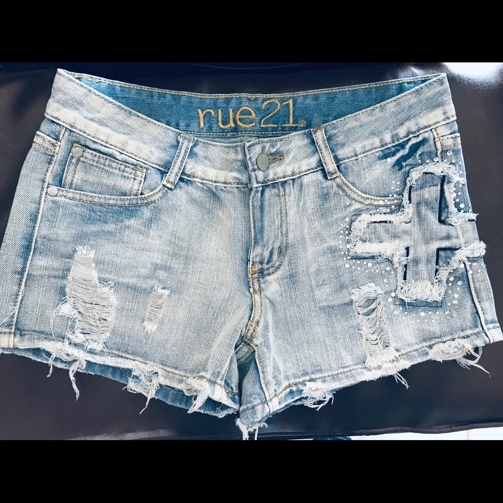 Rue 21 Embellished Heavy denim shorts . Size 5/6